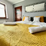Szczyty Otel *